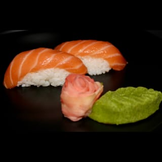 Salmon Nigiri